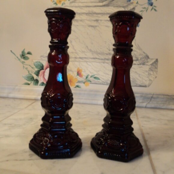Avon Cape Cod ruby red candlestick holders - Picture 1 of 5